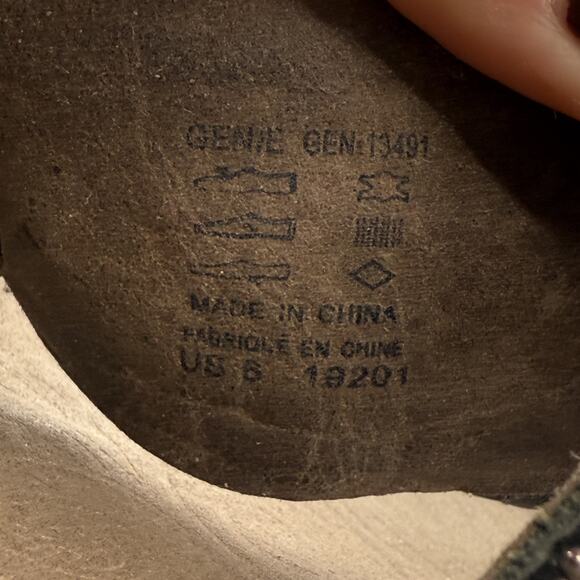 Taos Genie Black Metallic Embellished Toe Thong Sandals Womens Size 6 Comfort - Picture 11 of 11